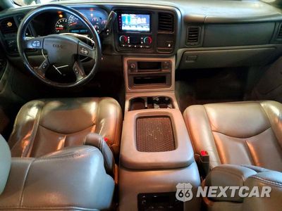 Zdjęcie 8 z 13 samochodu: 2005 GMC YUKON VIN:1GKEK13T85J203350 - miniatura