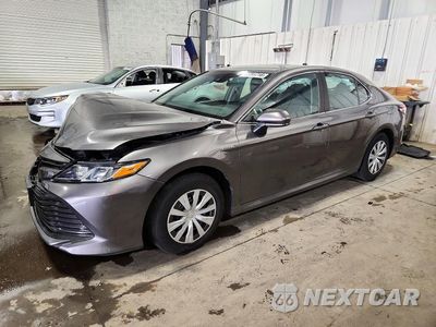 2018 TOYOTA CAMRY LE 4T1B31HK7JU507382 - główne zdjęcie licytacji z USA - miniatura