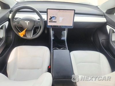 Zdjęcie 8 z 13 samochodu: 2019 TESLA MODEL 3 VIN:5YJ3E1EB7KF454684 - miniatura