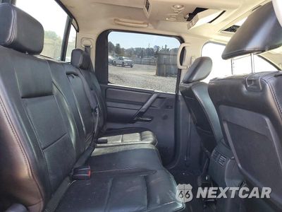 Zdjęcie 10 z 12 samochodu: 2010 NISSAN TITAN SE VIN:1N6BA0EC8AN306597 - miniatura