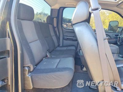 Zdjęcie 10 z 12 samochodu: 2007 CHEVROLET SILVERADO K2500 HEAVY DUTY VIN:1GCHK29K97E567690 - miniatura