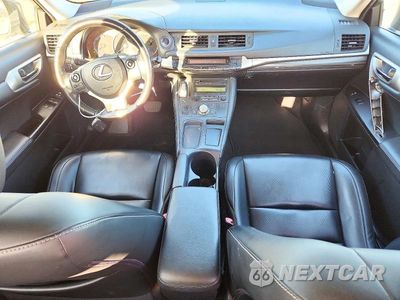 Zdjęcie 8 z 12 samochodu: 2015 LEXUS CT 200 VIN:JTHKD5BH2F2241082 - miniatura