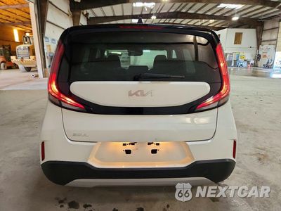Zdjęcie 6 z 13 samochodu: 2023 KIA SOUL LX VIN:KNDJ23AU1P7860637 - miniatura