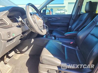Zdjęcie 7 z 12 samochodu: 2017 HONDA RIDGELINE RTL VIN:5FPYK3F77HB019846 - miniatura