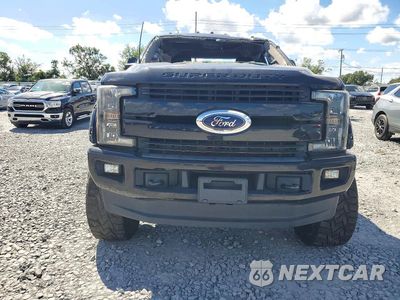 Piąte zdjęcie samochodu w środku: 2019 FORD F250 SUPER DUTY VIN:1FT7W2BT3KED80229 - miniatura