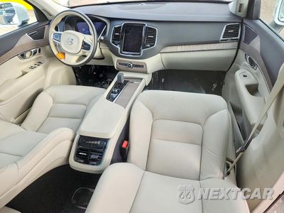 Zdjęcie 8 z 13 samochodu: 2023 VOLVO XC90 PLUS VIN:YV40621N8P1972631 - miniatura