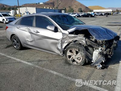 Czwarte zdjęcie samochodu z boku: 2023 HYUNDAI ELANTRA SEL VIN:KMHLM4AG6PU395224 - miniatura