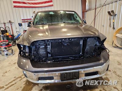 Piąte zdjęcie samochodu w środku: 2017 RAM 1500 SLT VIN:1C6RR7LG0HS606596 - miniatura