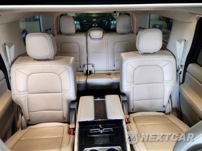 Zdjęcie 10 z 13 samochodu: 2018 LINCOLN NAVIGATOR RESERVE VIN:5LMJJ2LT0JEL03649 - miniatura