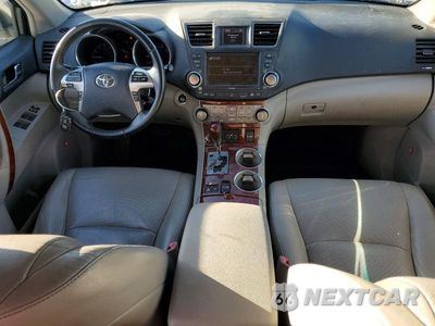 Zdjęcie 8 z 13 samochodu: 2012 TOYOTA HIGHLANDER LIMITED VIN:5TDDK3EH4CS145149 - miniatura