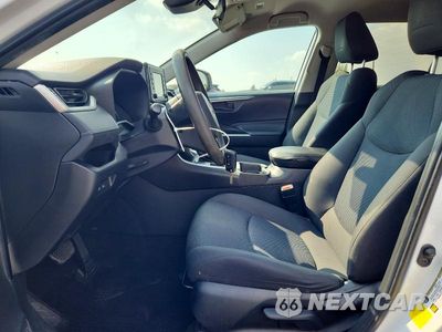 Zdjęcie 7 z 13 samochodu: 2018 TOYOTA RAV4 LE VIN:2T3H1RFV7KW015679 - miniatura