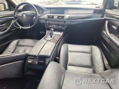 Zdjęcie 8 z 12 samochodu: 2013 BMW 528 I VIN:WBAXG5C52DDY33258 - miniatura