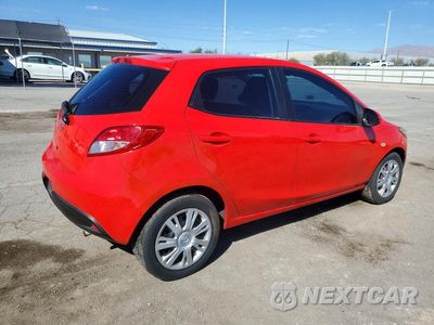 Trzecie zdjęcie samochodu z tyłu: 2013 MAZDA MAZDA2 VIN:JM1DE1KY8D0161620 - miniatura