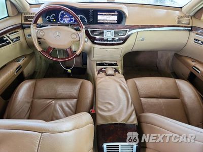 Zdjęcie 8 z 12 samochodu: 2007 MERCEDES-BENZ S 550 VIN:WDDNG71X97A103093 - miniatura