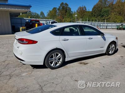 Trzecie zdjęcie samochodu z tyłu: 2018 FORD FUSION SE HYBRID VIN:3FA6P0LU7JR129896 - miniatura