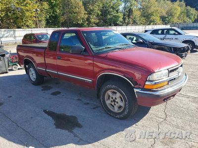 Czwarte zdjęcie samochodu z boku: 2000 CHEVROLET S TRUCK S10 VIN:1GCDT19WXY8296728 - miniatura