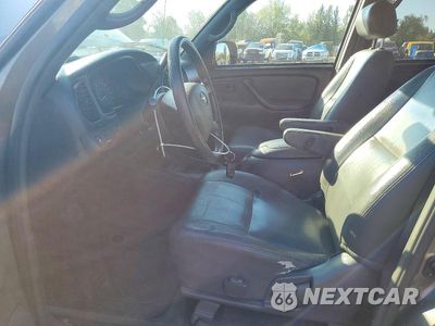Zdjęcie 7 z 12 samochodu: 2004 TOYOTA TUNDRA SR5 VIN:5TBDT44144S463225 - miniatura