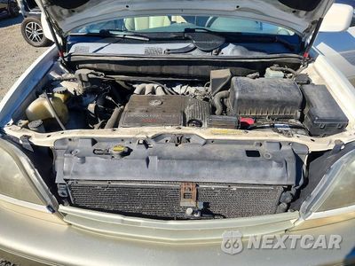Zdjęcie 11 z 12 samochodu: 1999 LEXUS RX 300 VIN:JT6GF10U5X0041652 - miniatura