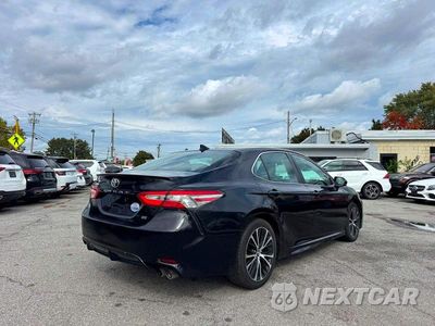 Czwarte zdjęcie samochodu z boku: 2019 TOYOTA CAMRY SE VIN:4T1B11HK5KU249970 - miniatura