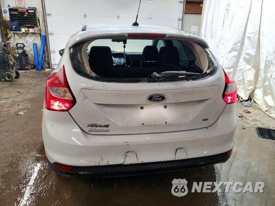 Zdjęcie 6 z 13 samochodu: 2014 FORD FOCUS SE VIN:1FADP3K21EL325345 - miniatura