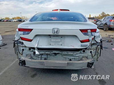 Zdjęcie 6 z 13 samochodu: 2018 HONDA ACCORD TOURING HYBRID VIN:1HGCV3F94JA006001 - miniatura