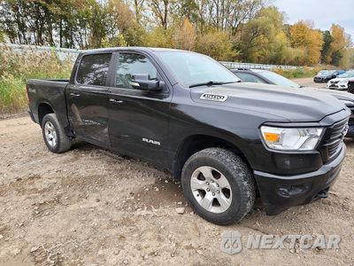 Czwarte zdjęcie samochodu z boku: 2019 RAM 1500 BIG HORN/LONE STAR VIN:1C6SRFFT9KN657590 - miniatura