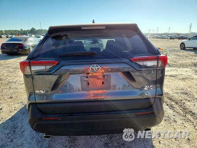 Zdjęcie 6 z 14 samochodu: 2021 TOYOTA RAV4 XLE VIN:2T3W1RFV7MC122307 - miniatura