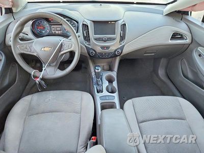 Zdjęcie 8 z 12 samochodu: 2016 CHEVROLET CRUZE LT VIN:1G1BE5SM7G7254984 - miniatura
