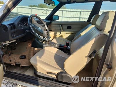 Zdjęcie 7 z 15 samochodu: 1987 BMW 325 E AUTOMATIC VIN:WBAAB6404H1686672 - miniatura