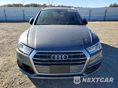 Piąte zdjęcie samochodu w środku: 2018 AUDI Q5 PREMIUM VIN:WA1ANAFY3J2208866 - miniatura