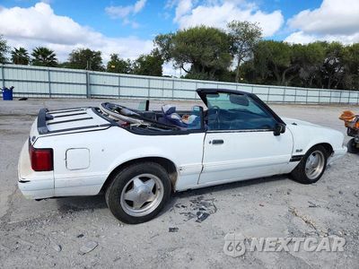 Trzecie zdjęcie samochodu z tyłu: 1989 FORD MUSTANG LX VIN:1FABP44A7KF130586 - miniatura