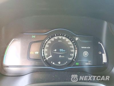Zdjęcie 9 z 12 samochodu: 2017 HYUNDAI IONIQ LIMITED VIN:KMHC85LC5HU051745 - miniatura