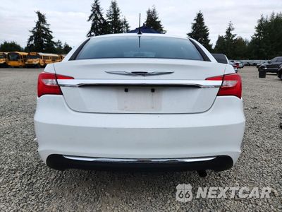 Zdjęcie 6 z 13 samochodu: 2014 CHRYSLER 200 LX VIN:1C3CCBAB3EN212017 - miniatura