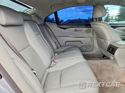 Zdjęcie 10 z 13 samochodu: 2007 LEXUS LS 460L VIN:JTHGL46F775019245 - miniatura