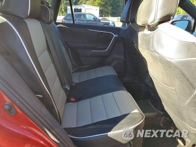 Zdjęcie 11 z 13 samochodu: 2021 TOYOTA RAV4 PRIME SE VIN:JTMAB3FV0MD024848 - miniatura