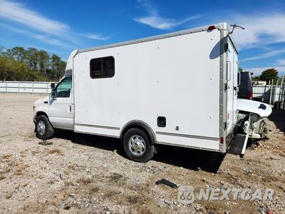 Drugie zdjęcie samochodu z przodu: 2000 FORD ECONOLINE E350 SUPER DUTY CUTAWAY VAN VIN:1FDSE35L1YHB88163 - miniatura