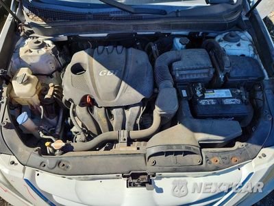 Zdjęcie 11 z 12 samochodu: 2011 HYUNDAI SONATA GLS VIN:5NPEB4AC8BH241293 - miniatura