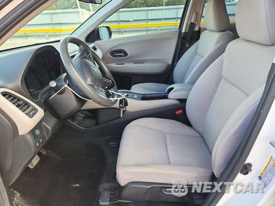 Zdjęcie 7 z 14 samochodu: 2018 HONDA HR-V LX VIN:3CZRU5H3XJM723810 - miniatura