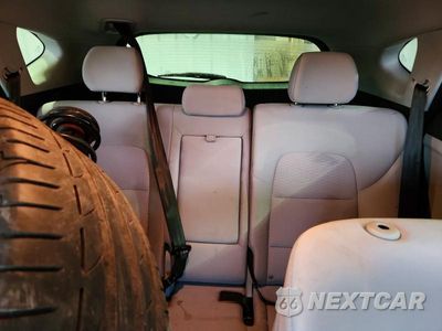 Zdjęcie 10 z 13 samochodu: 2019 HYUNDAI TUCSON SE VIN:KM8J2CA40KU943448 - miniatura