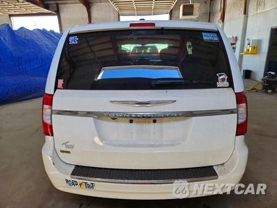Zdjęcie 6 z 13 samochodu: 2014 CHRYSLER TOWN & COUNTRY TOURING VIN:2C4RC1BGXER295040 - miniatura