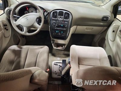 Zdjęcie 8 z 14 samochodu: 2006 DODGE GRAND CARAVAN SXT VIN:2D4GP44L56R742790 - miniatura