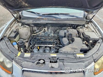 Zdjęcie 12 z 13 samochodu: 2010 HYUNDAI SANTA FE GLS VIN:5NMSG3AB7AH355383 - miniatura