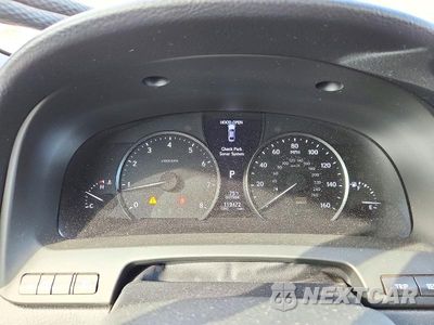 Zdjęcie 9 z 12 samochodu: 2016 LEXUS LS 460 VIN:JTHCL5EF3G5026537 - miniatura
