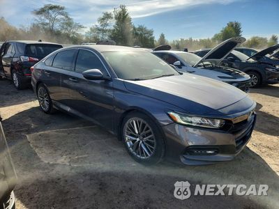 Czwarte zdjęcie samochodu z boku: 2018 HONDA ACCORD SPORT VIN:1HGCV1F30JA051646 - miniatura