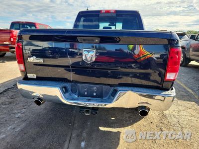 Zdjęcie 6 z 12 samochodu: 2015 RAM 1500 SLT VIN:1C6RR6LT8FS582407 - miniatura