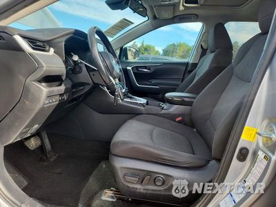 Zdjęcie 7 z 13 samochodu: 2019 TOYOTA RAV4 XLE VIN:2T3P1RFV4KW046030 - miniatura