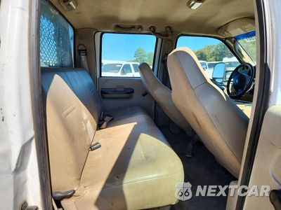Zdjęcie 11 z 13 samochodu: 2006 FORD F450 SUPER DUTY VIN:1FDXW46P56EB59967 - miniatura