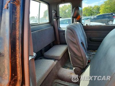 Zdjęcie 10 z 12 samochodu: 1992 TOYOTA PICKUP DELUXE VIN:JT4VN13D0N5080986 - miniatura