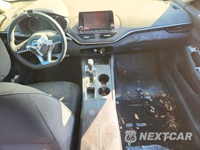 Zdjęcie 8 z 13 samochodu: 2019 NISSAN ALTIMA S VIN:1N4BL4BV0KC247171 - miniatura