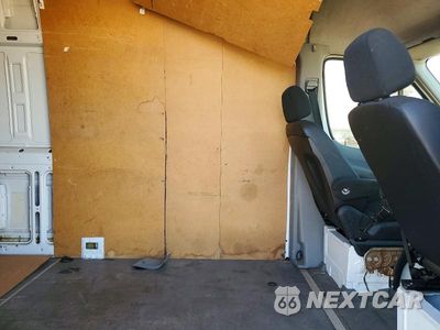 Zdjęcie 11 z 13 samochodu: 2014 FREIGHTLINER SPRINTER 2500 DELIVERY VAN VIN:WDYPE8DC6E5835666 - miniatura